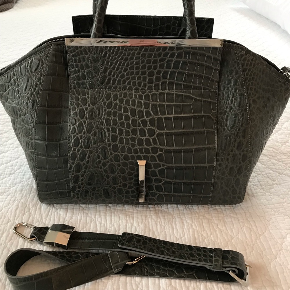 Make an offer 💛RAOUL grey purse, stamped leather